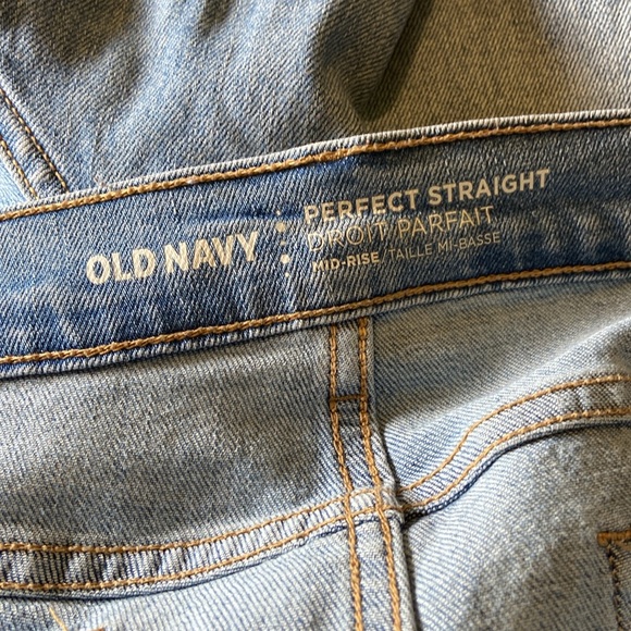Old Navy Jeans - Picture 4 of 4